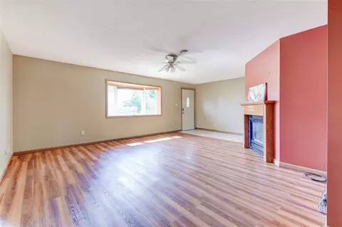209 Main St NE, Shellsburg, IA 52332 photo 5