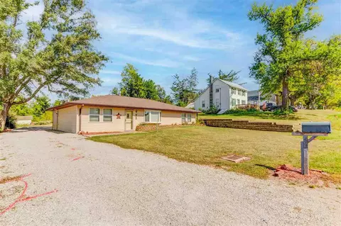209 Main St NE, Shellsburg, IA 52332 photo 1