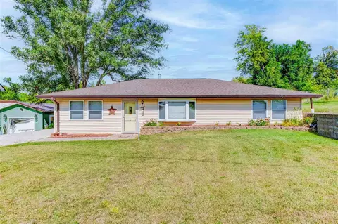 209 Main St NE, Shellsburg, IA 52332 photo 3