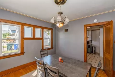 825 20th St SE, Cedar Rapids, IA 52403 photo 4