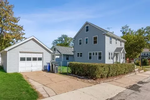 825 20th St SE, Cedar Rapids, IA 52403 photo 17