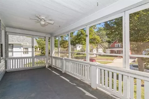 825 20th St SE, Cedar Rapids, IA 52403 photo 16