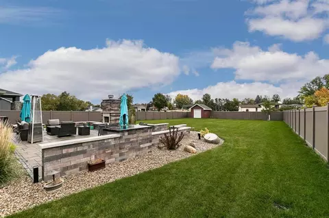 5906 Michael Dr NE, Cedar Rapids, IA 52411 photo 43