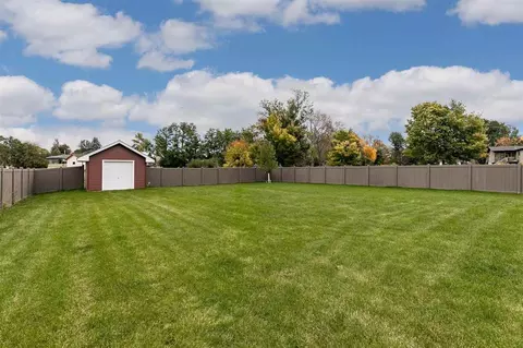 5906 Michael Dr NE, Cedar Rapids, IA 52411 photo 44