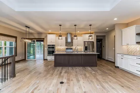 5906 Michael Dr NE, Cedar Rapids, IA 52411 photo 8