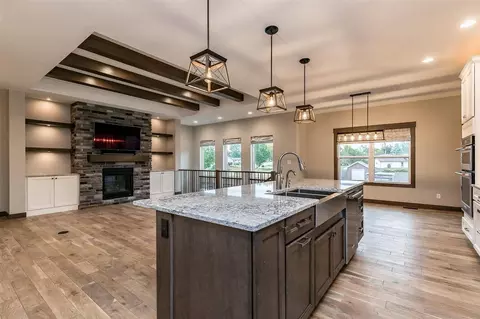 5906 Michael Dr NE, Cedar Rapids, IA 52411 photo 15