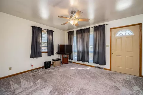 1837 E Ave NE, Cedar Rapids, IA 52402 photo 3