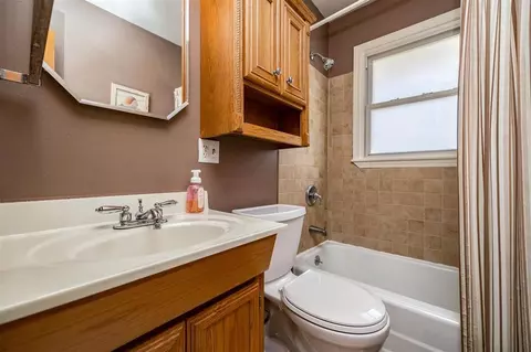 1837 E Ave NE, Cedar Rapids, IA 52402 photo 12