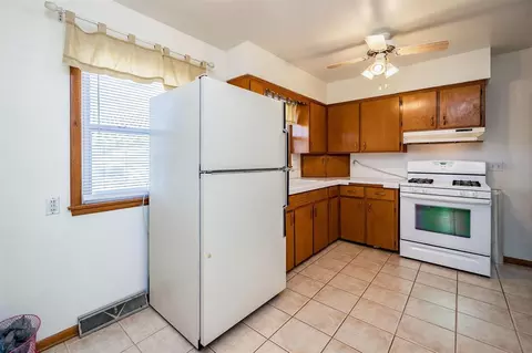 1837 E Ave NE, Cedar Rapids, IA 52402 photo 6