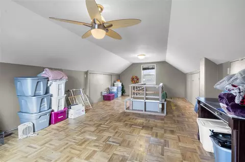 3827 D Ave NE, Cedar Rapids, IA 52402 photo 17