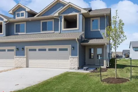 797 Brook Ridge Ave, North Liberty, IA 52317