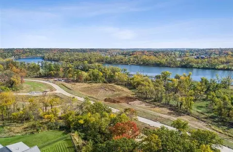 Lot 37 Ushers Ridge, Cedarrapids, IA 52411