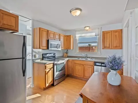 415 E 4th St, Tipton, IA 52772 photo 7