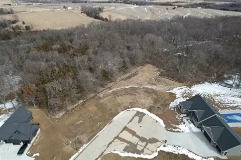 3020 Forest Ridge Dr NE, Swisher, IA 52338
