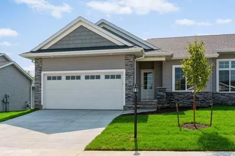 1311 Legend Dr, Tiffin, IA 52340