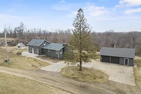 3101 Spruce Ave SE, Cedar Rapids, IA 52403