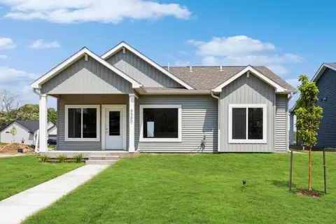 4580 Rohret Rd, Iowa City, IA 52246