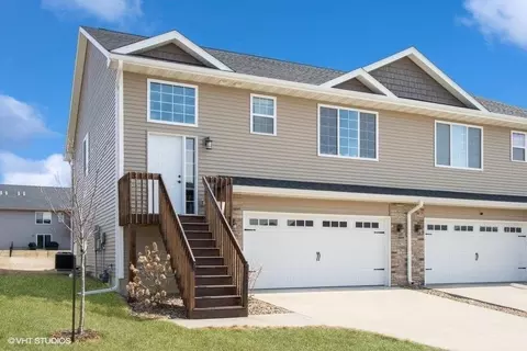 606 Doe Ave, Tiffin, IA 52340