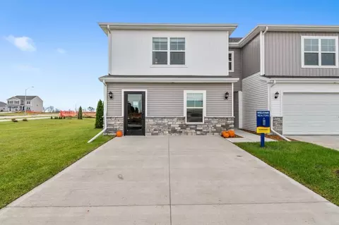 2496 Anne Ln, Cedarrapids, IA 52411