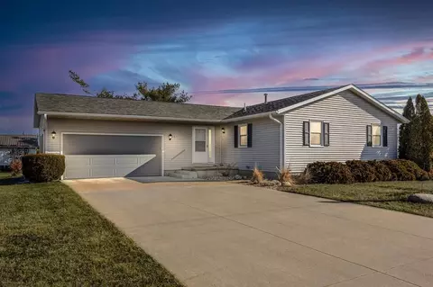 119 Autumn St, Shellsburg, IA 52332