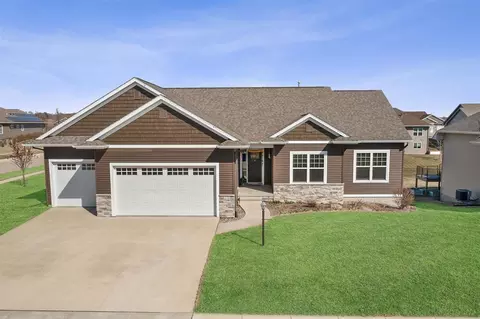 290 Lehigh Ave, North Liberty, IA 52317