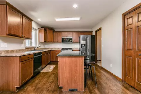 2035 Hillside Dr, Ely, IA 52227 photo 8