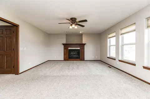 2035 Hillside Dr, Ely, IA 52227 photo 4