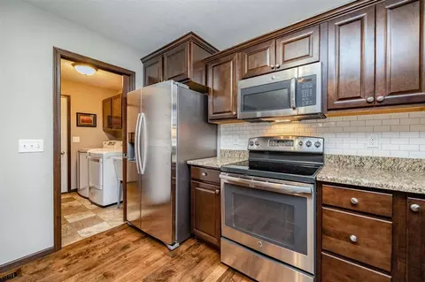 2115 Fieldcrest Ln, Ely, IA 52227 photo 28