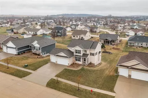 2115 Fieldcrest Ln, Ely, IA 52227 photo 5