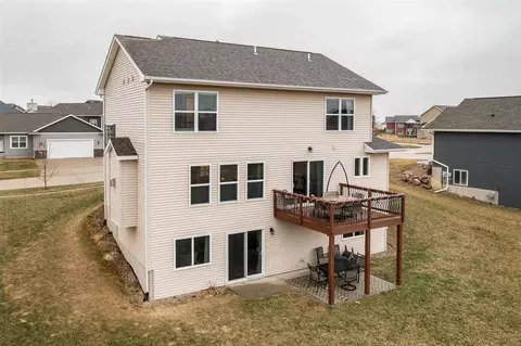 2115 Fieldcrest Ln, Ely, IA 52227 photo 7