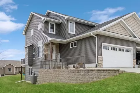 147 Ohrt St, West Branch, IA 52358