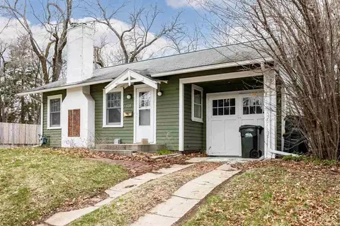 621 Rundell St, Iowa City, IA 52240