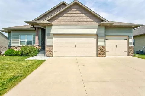 1810 Wood Duck Ct, North Liberty, IA 52317
