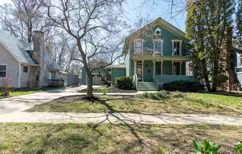 451 Rundell St, Iowa City, IA 52240