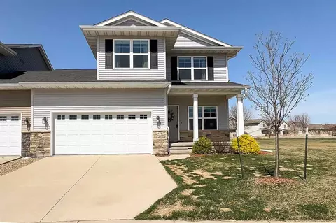 317 Sunset Pl, North Liberty, IA 52317