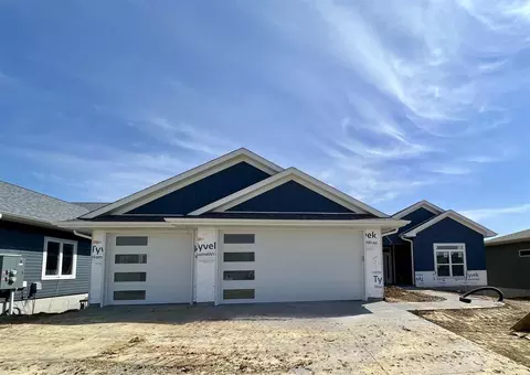 760 Charismatic Ln, Iowa City, IA 52240
