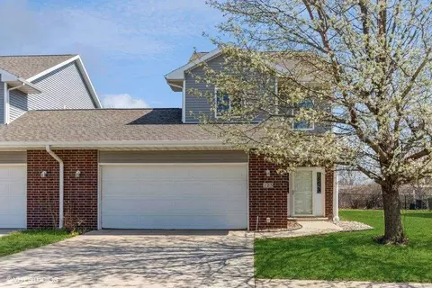 125 Primrose Ct, Iowa City, IA 52240