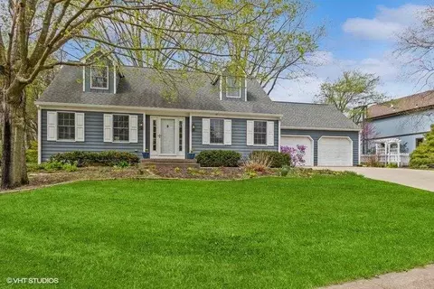 411 Macbride Rd, Iowa City, IA 52246