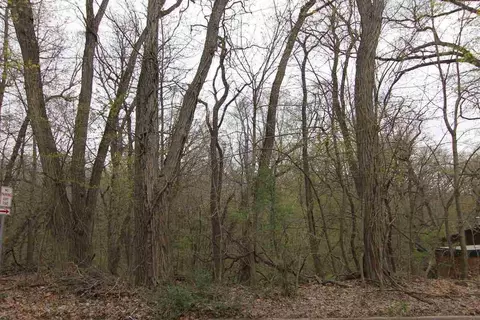 Lot 15 Whiting Ave, Iowacity, IA 52245
