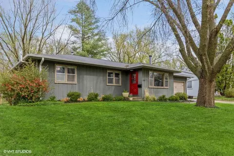 3310 Shamrock Dr, Iowa City, IA 52245