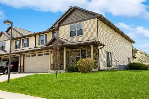 401 Churchill Dr, North Liberty, IA 52317