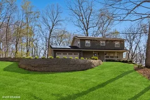 5 The Woods NE, Iowa City, IA 52240