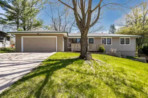2937 Creighton St, Iowa City, IA 52245