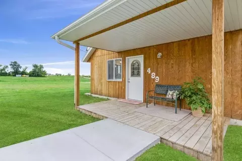 489 Tilden St, Parnell, IA 52325
