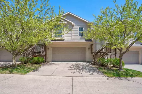 883 Karisa Ln, North Liberty, IA 52317