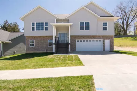 779 Silver Ln, Iowa City, IA 52245