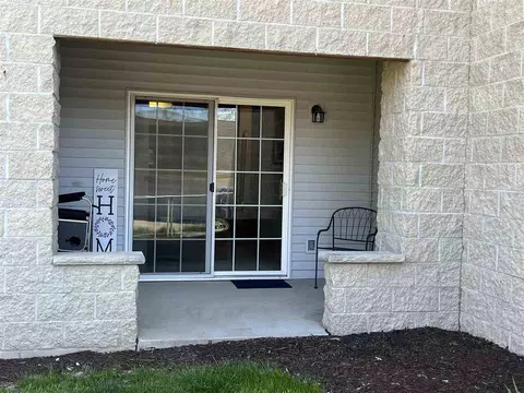 4305 York Pl, Iowa City, IA 52245