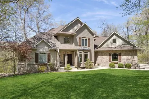 3772 NE Oak Ln, North Liberty, IA 52317