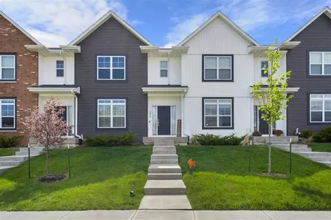 4873 Preston Ln, Iowa City, IA 52246