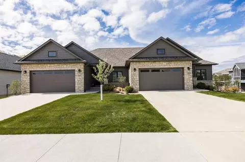 360 Russell Slade Blvd, Coralville, IA 52241